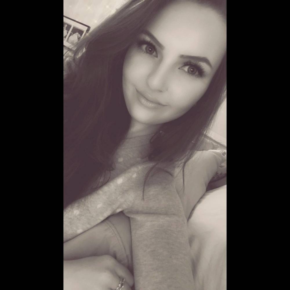 Meet your Posher, Taryn